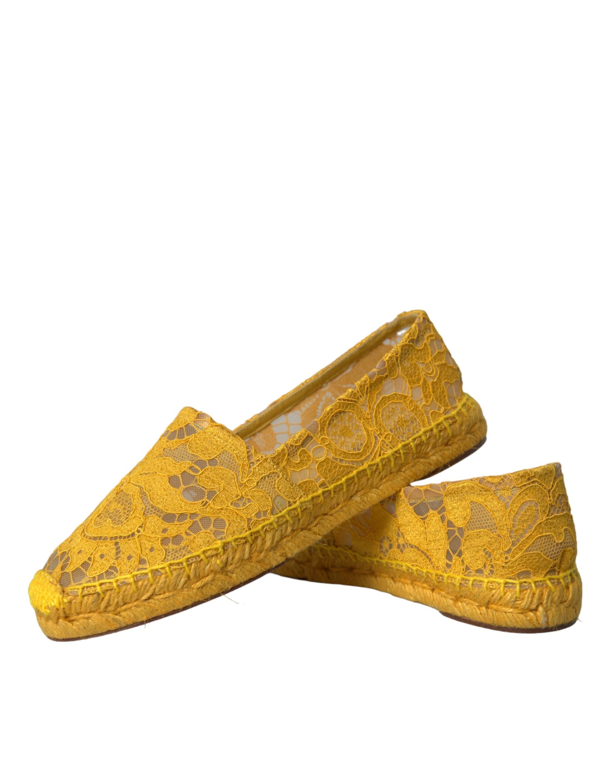Espadrilles plates jaunes Dolce & Gabbana Taormina en dentelle, chaussures flats confortables et élégantes pour femmes.