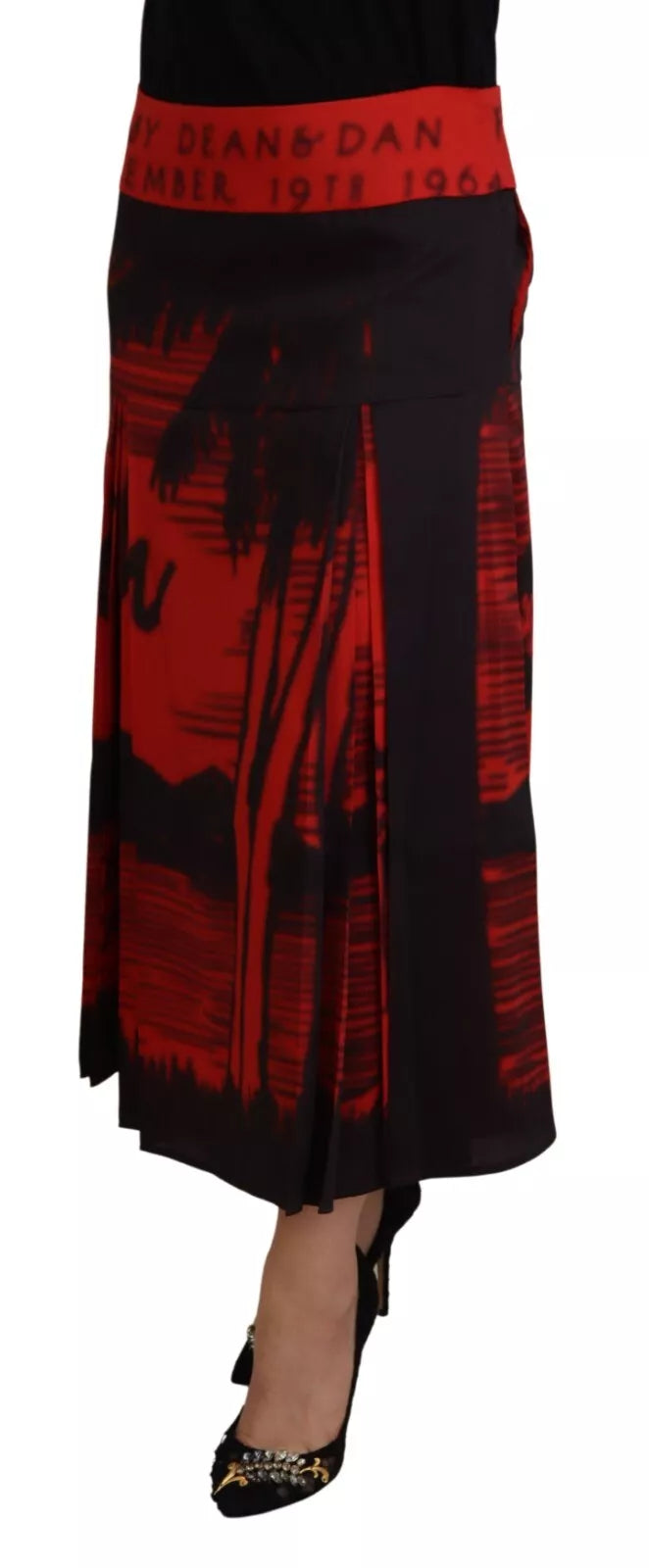Jupe midi plissée à taille haute rouge à motifs de Dsquared², style A-line élégante et tendance.