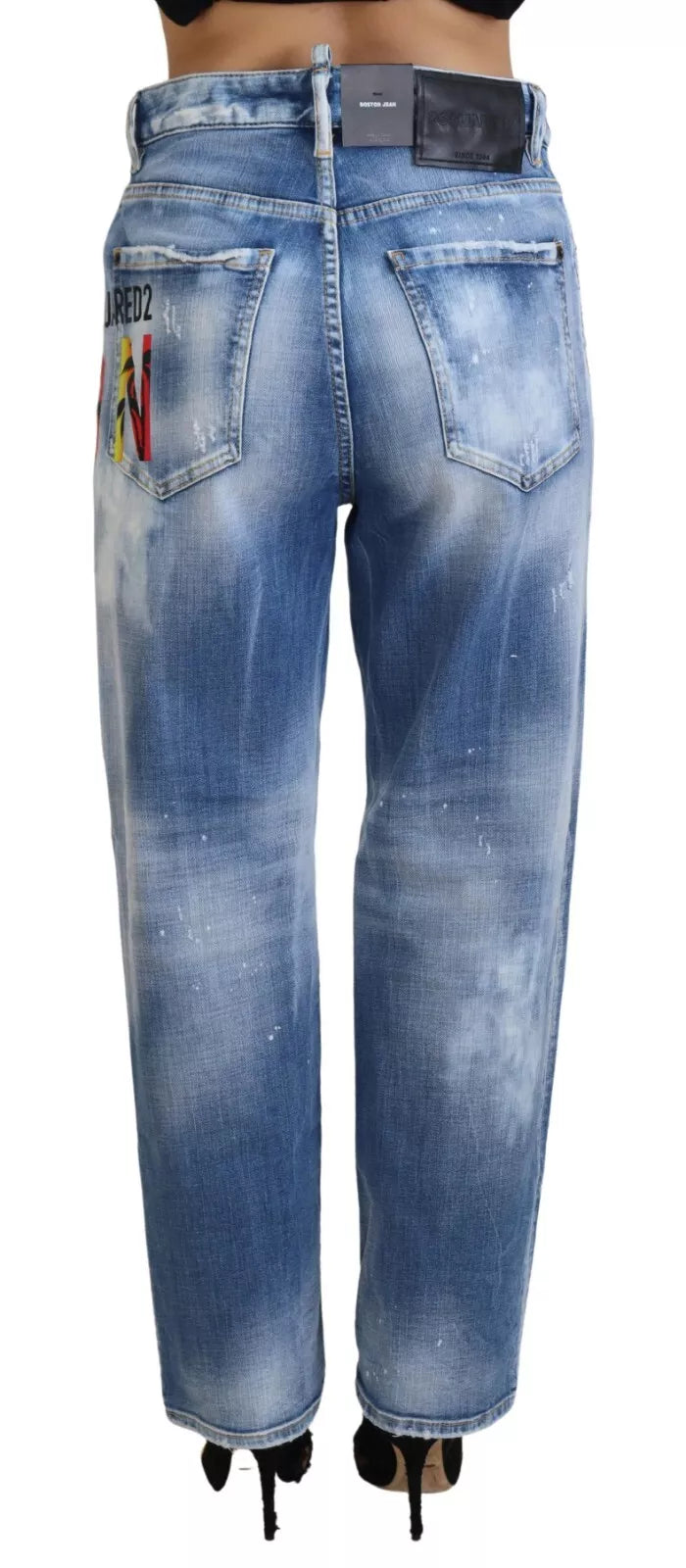 Jeans en denim bleu à taille haute et coupe droite de Dsquared², modèle Icon Blue Boston, visible en détail sur l'image.