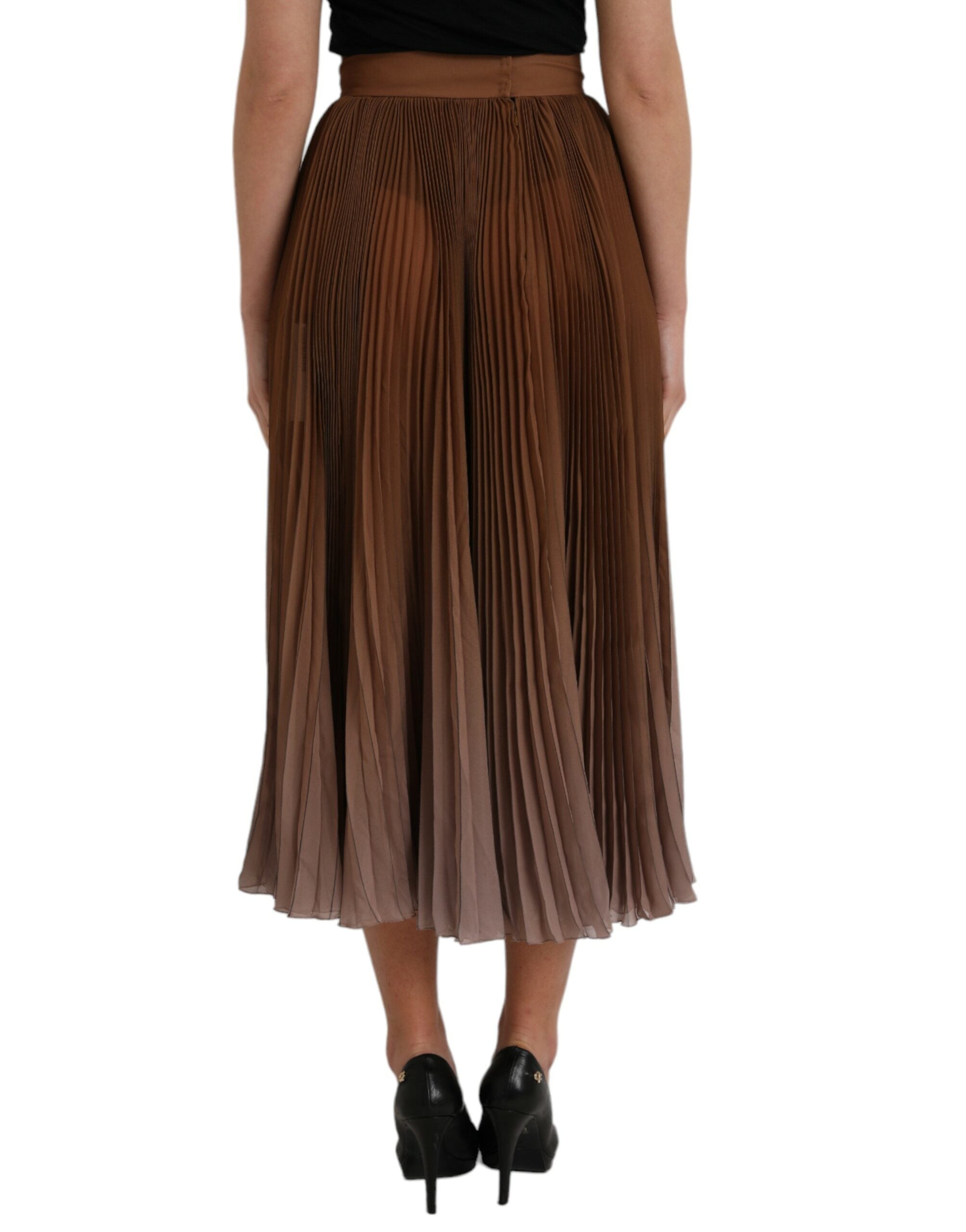 Jupe midi plissée en polyester marron à taille haute de Dolce & Gabbana, élégante et tendance, vue de face.