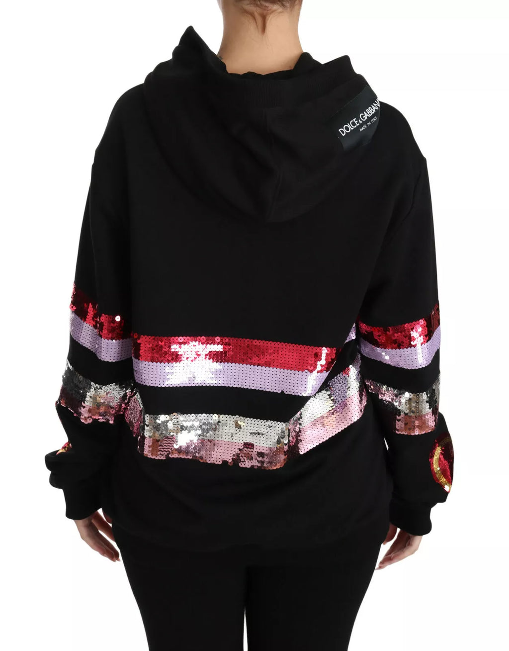 Pull à capuche Dolce & Gabbana DG avec sequins, en maille, montrant le sweat à capuche brillant et orné de sequins argentés.