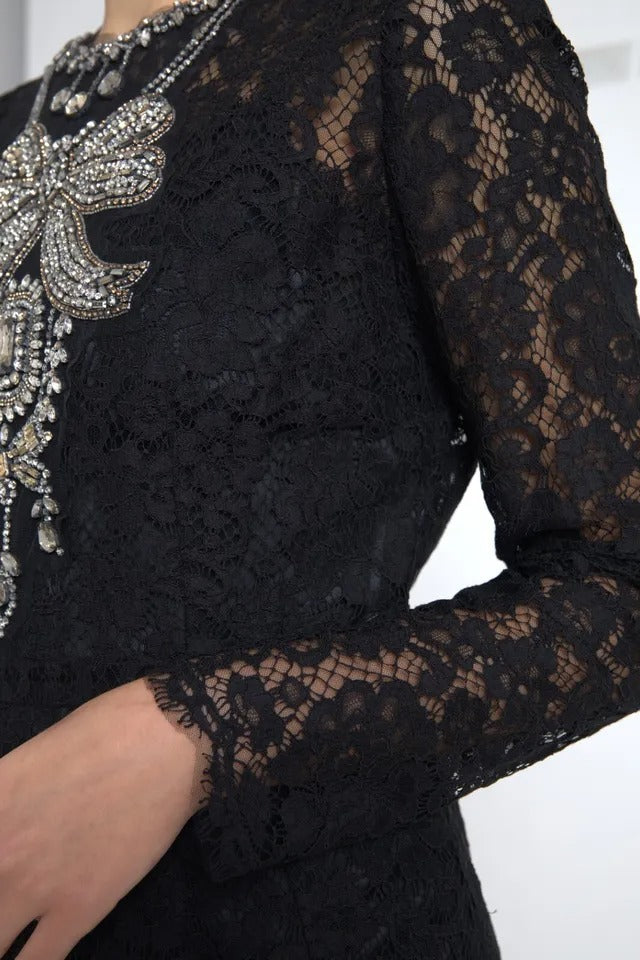 Robe droite en nylon noir Dolce & Gabbana ornée de dentelle et de détails embellis, élégante et sophistiquée.