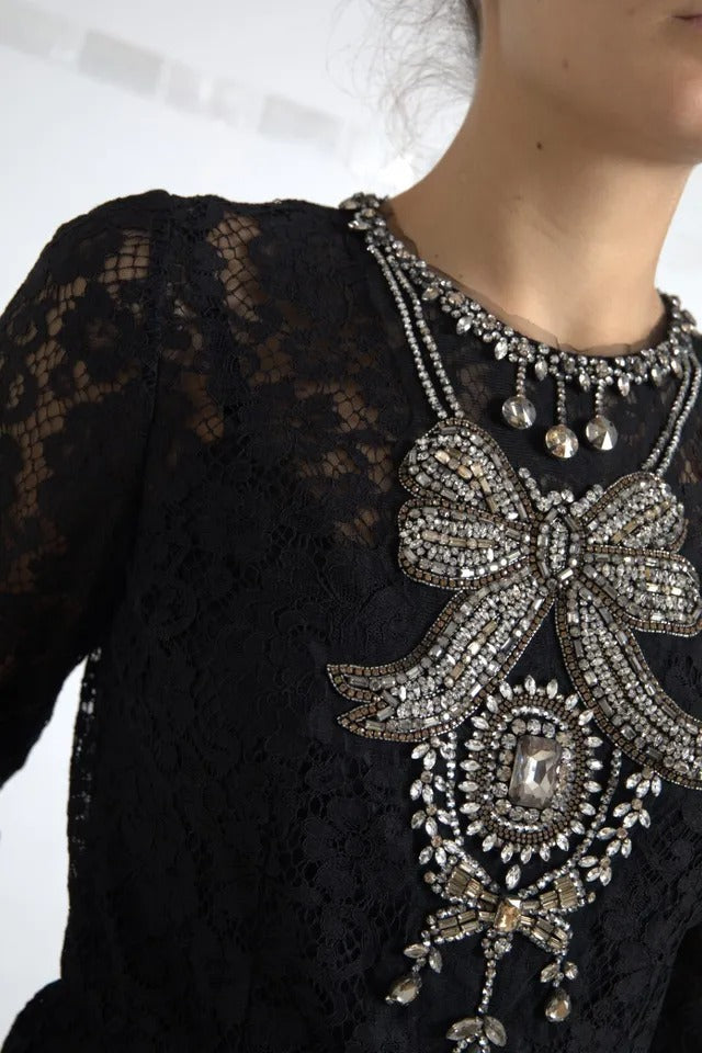 Robe fourreau en nylon noir avec dentelle et embellissements Dolce & Gabbana, vue de face.