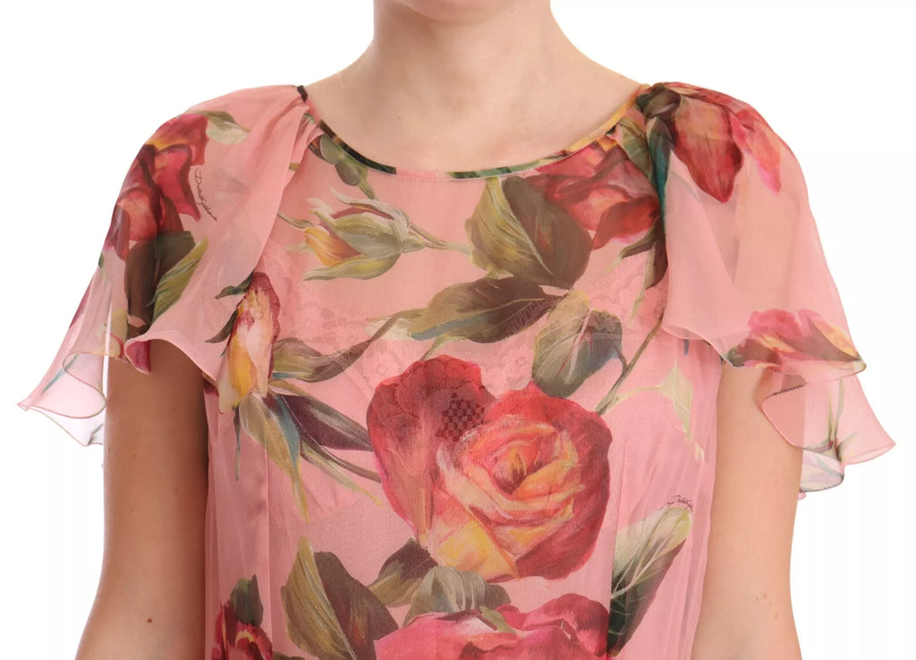Robe maxi en soie rose à imprimé floral Dolce & Gabbana, style superposé et élégant pour femmes.