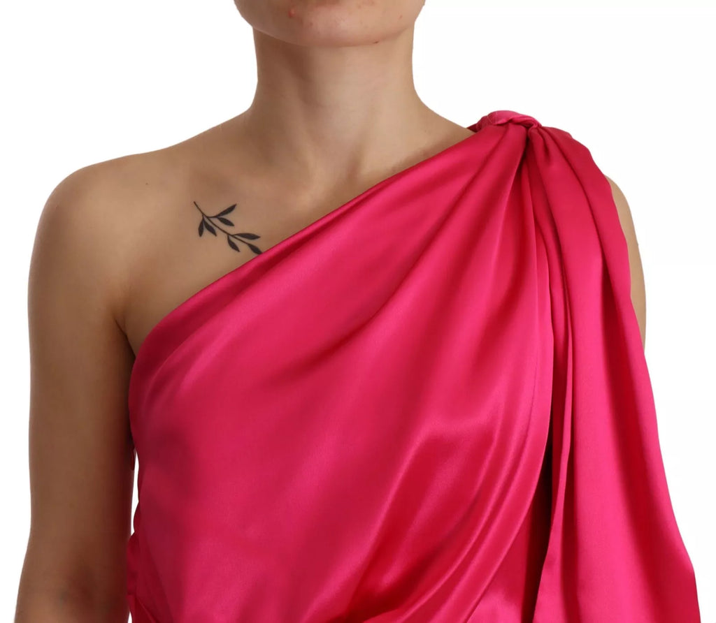 Robe midi en soie rose Dolce & Gabbana, ajustée et moulante, avec une seule épaule et un design élégant.