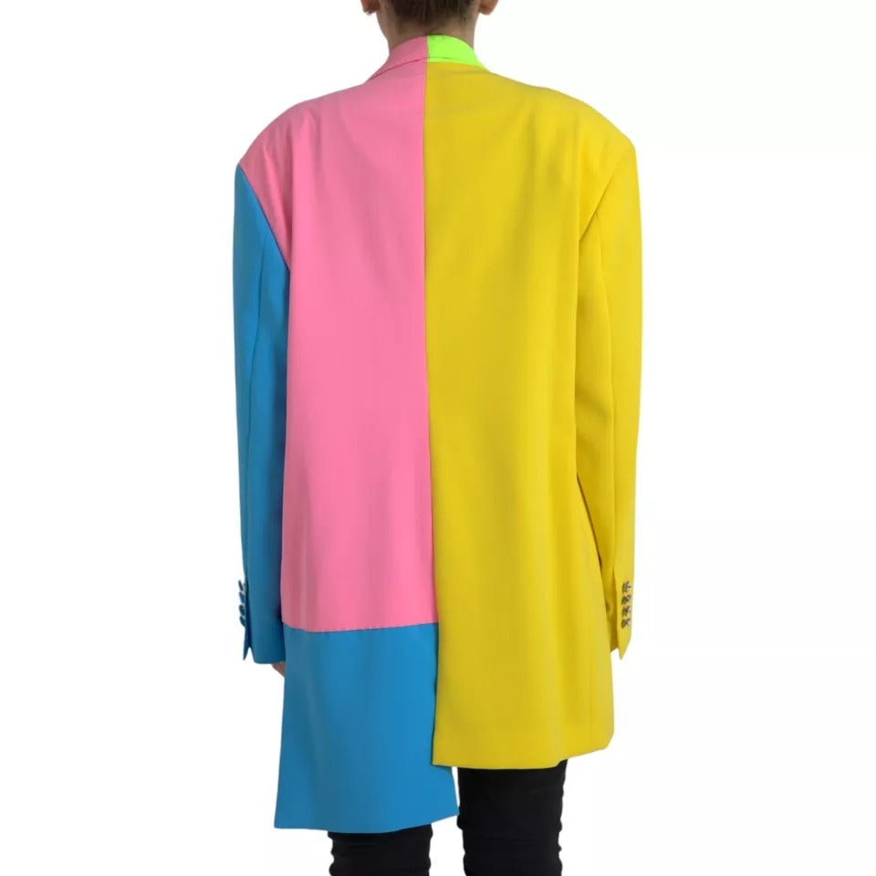 Veste Dolce & Gabbana à carreaux multicolores avec col en pointe, style manteau ou blazer, vue de face.