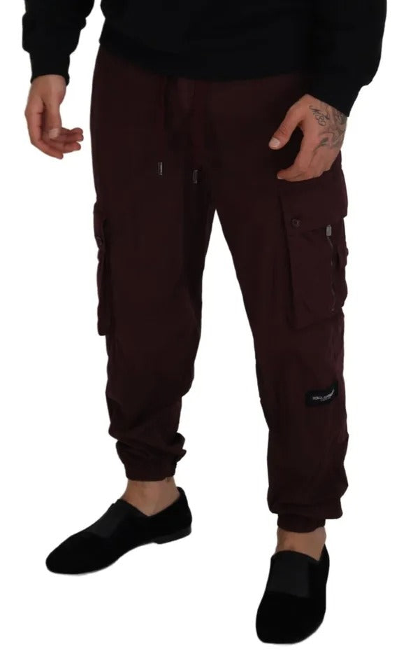 Pantalon cargo jogger Dolce & Gabbana Bordeaux en coton, style décontracté avec poches latérales et taille élastique.