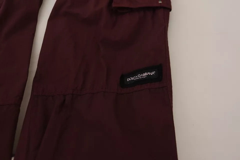 Pantalon cargo jogger en coton de Dolce & Gabbana Bordeaux, style décontracté avec poches latérales et taille élastique.