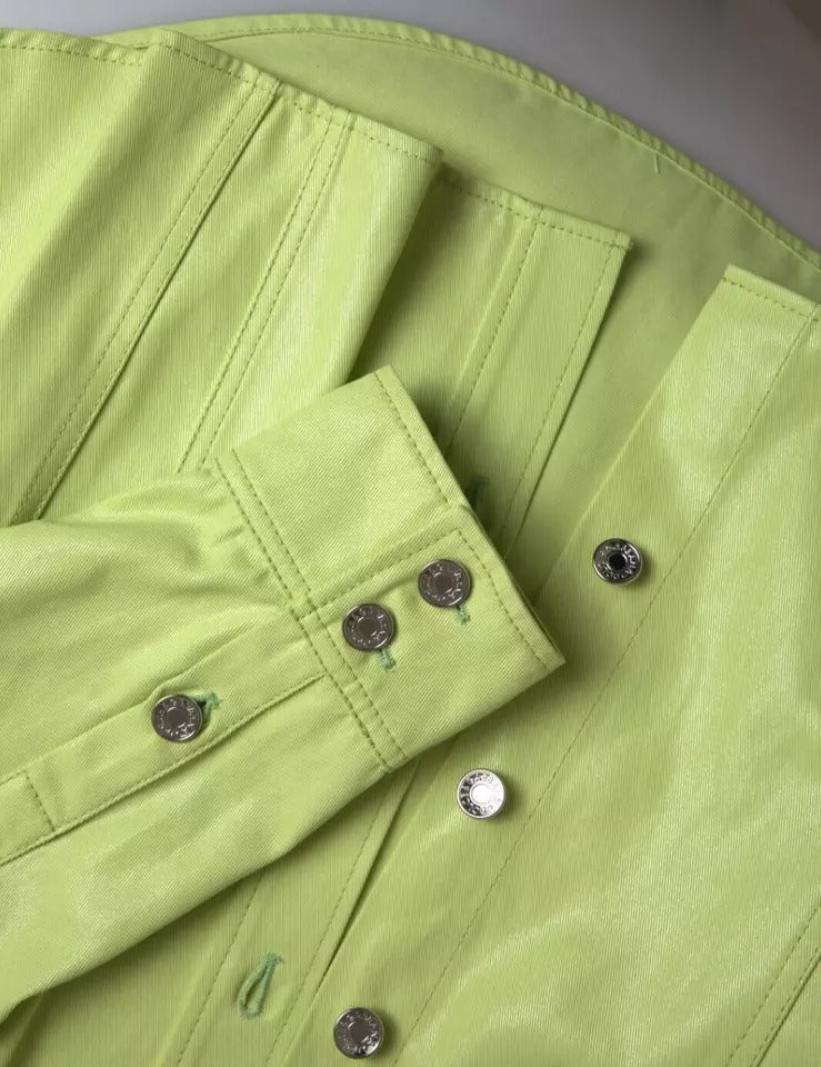 Chemise décontractée en coton vert Dolce & Gabbana avec col et boutons, vue de face.
