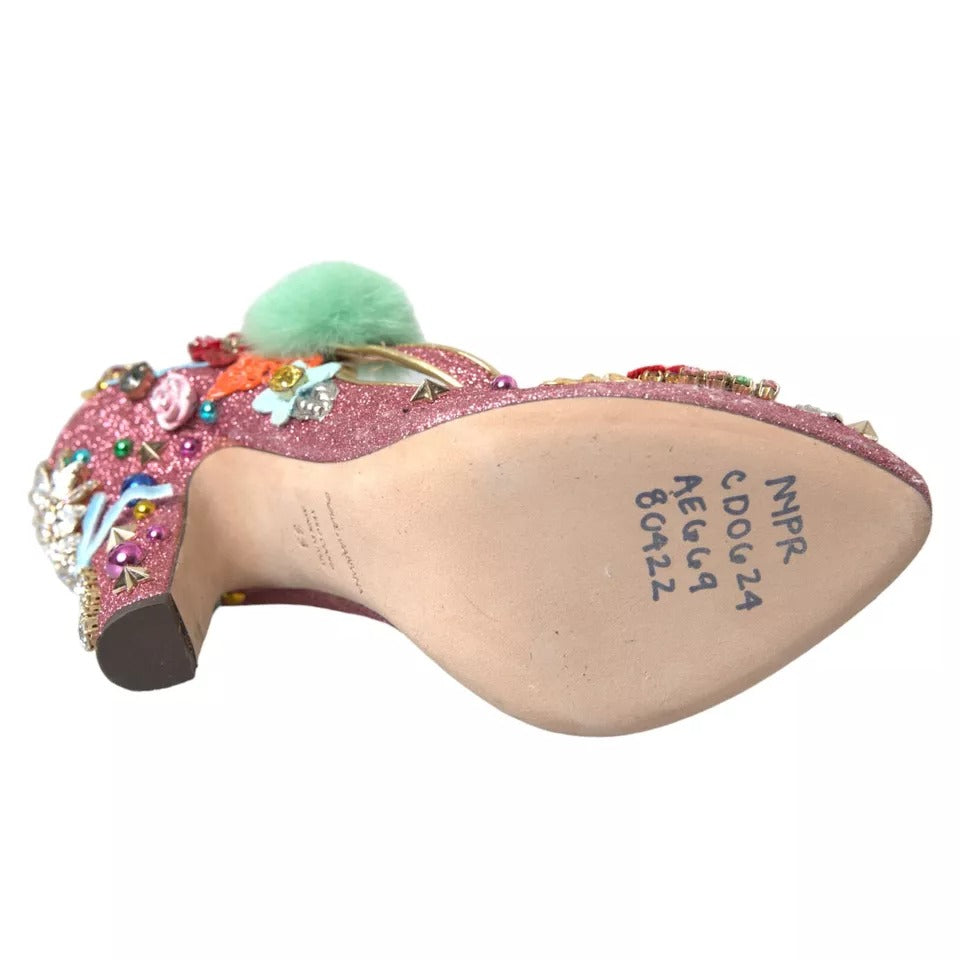 Chaussures Dolce & Gabbana Mary Jane en fourrure rose ornée de détails brillants, style élégant et féminin.