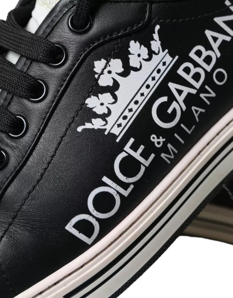Chaussures sneakers pour homme Dolce & Gabbana, cuir noir avec couronne en relief, style Milano élégamment conçu.