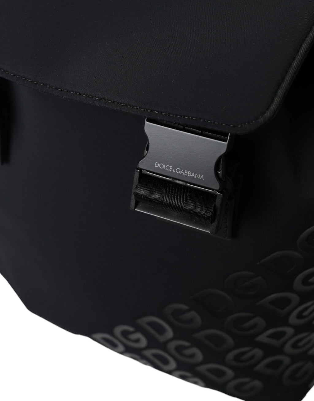 Sac à dos Dolce & Gabbana noir en néoprène et nylon avec logo DG, style élégant et pratique pour la vie quotidienne.