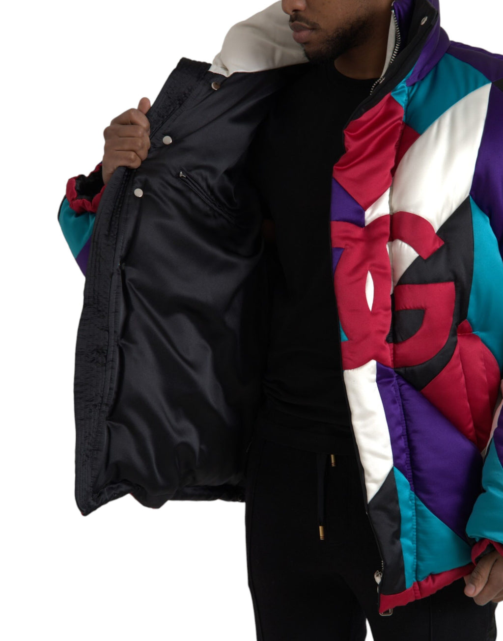 Veste rembourrée Dolce & Gabbana multicolore avec logo, coupe windbreaker, style tendance et décontracté.