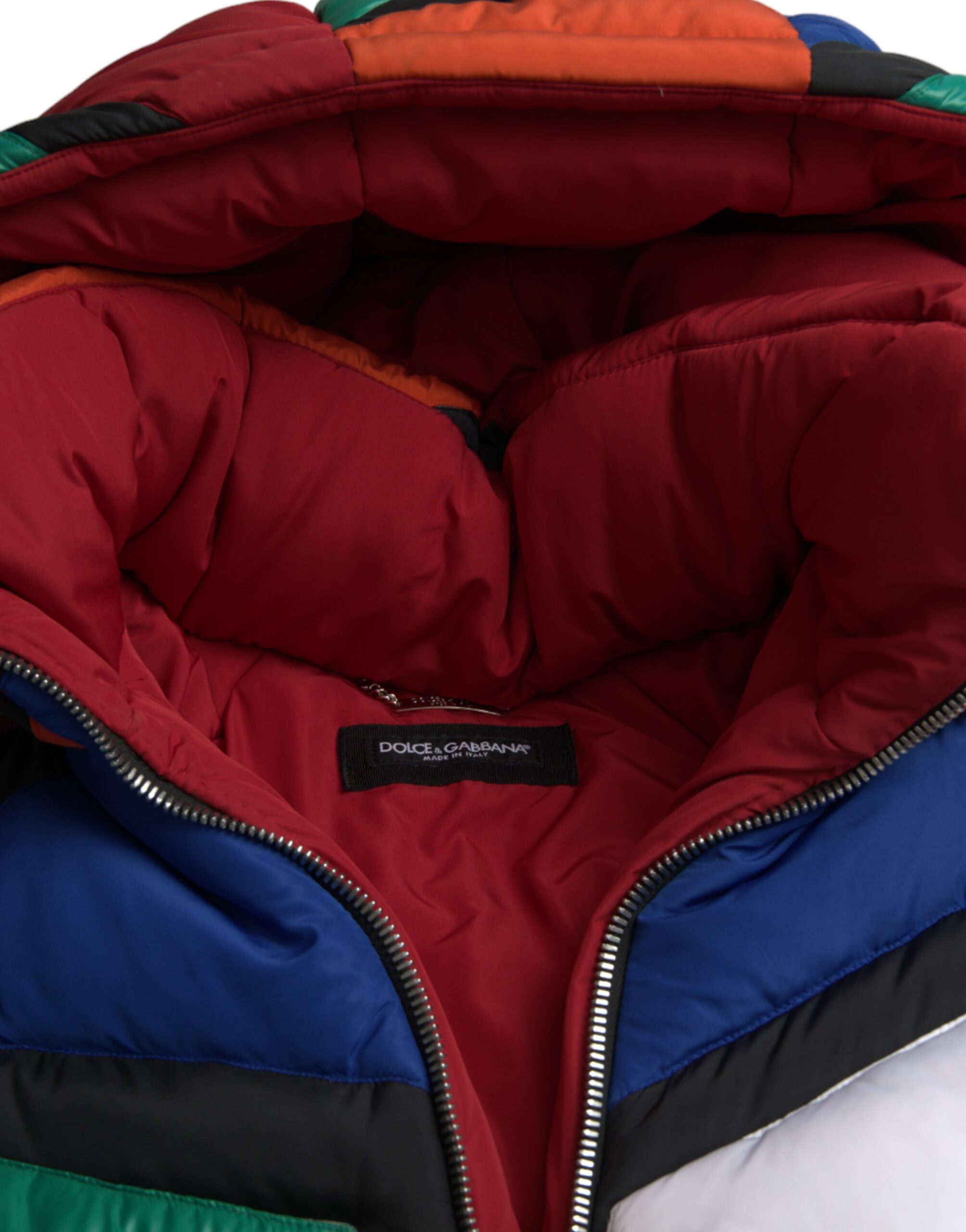 Veste matelassée à capuche multicolore Dolce & Gabbana, style puffer et quiltée, en tissu chaud et tendance.