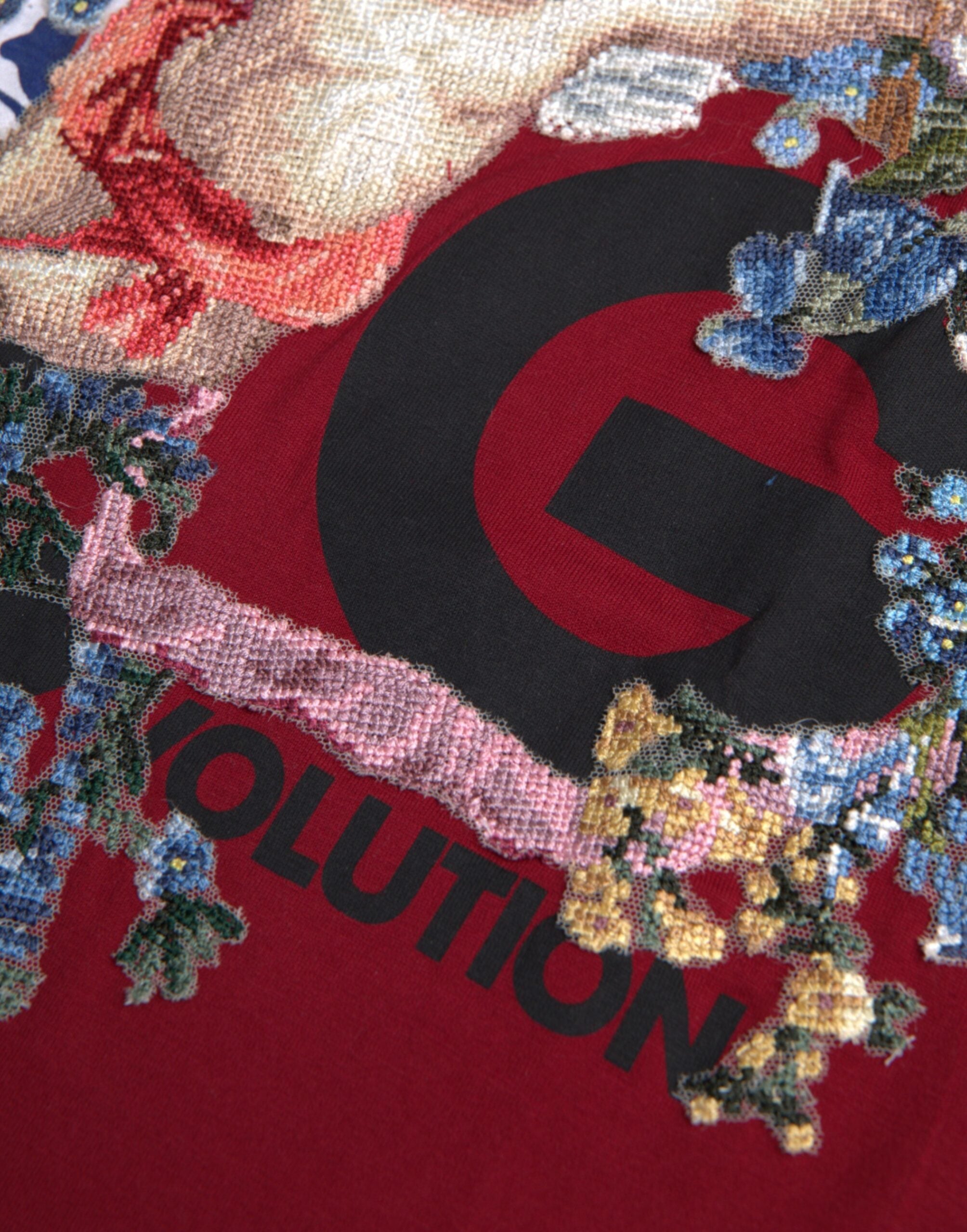 T-shirt à manches courtes Dolce & Gabbana multicolore avec motif graphique, vêtement tendance et coloré.
