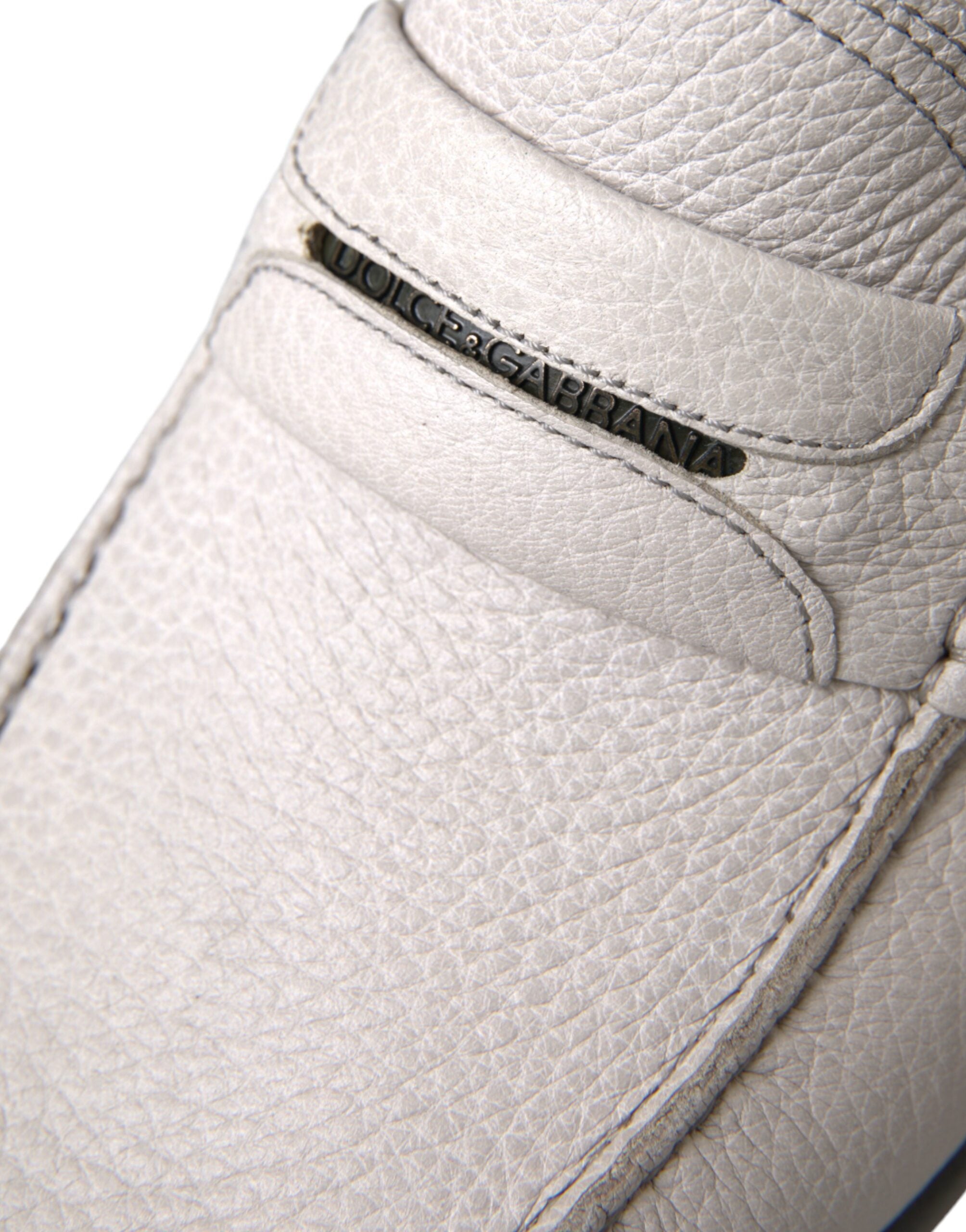 Mocassins en cuir blanc et gris Dolce & Gabbana, chaussures slips élégantes pour homme, finition en cuir de qualité.