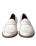 Mocassins Dolce & Gabbana en cuir blanc, chaussure slip-on élégante pour homme, vue de face sur fond neutre.