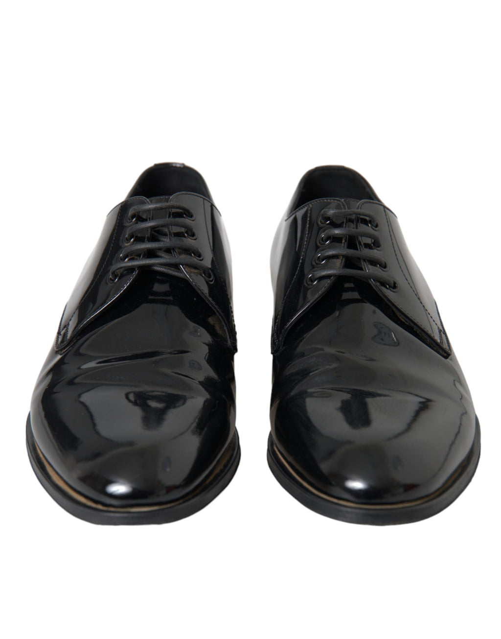 Chaussures Derby en cuir verni noir Dolce & Gabbana, chaussures formelles élégantes pour homme, vue en gros plan.