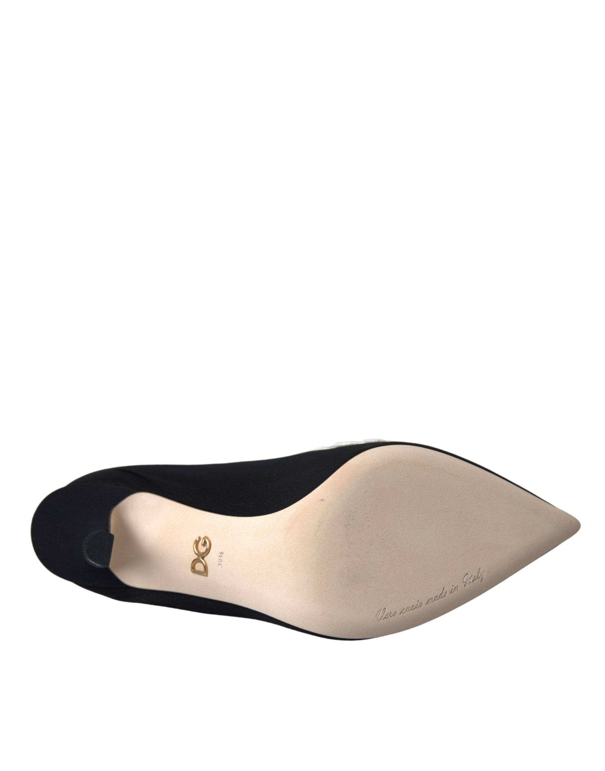 Bottes slip-on noires et blanches Dolce & Gabbana avec broderie élégante, chaussures tendance en cuir.