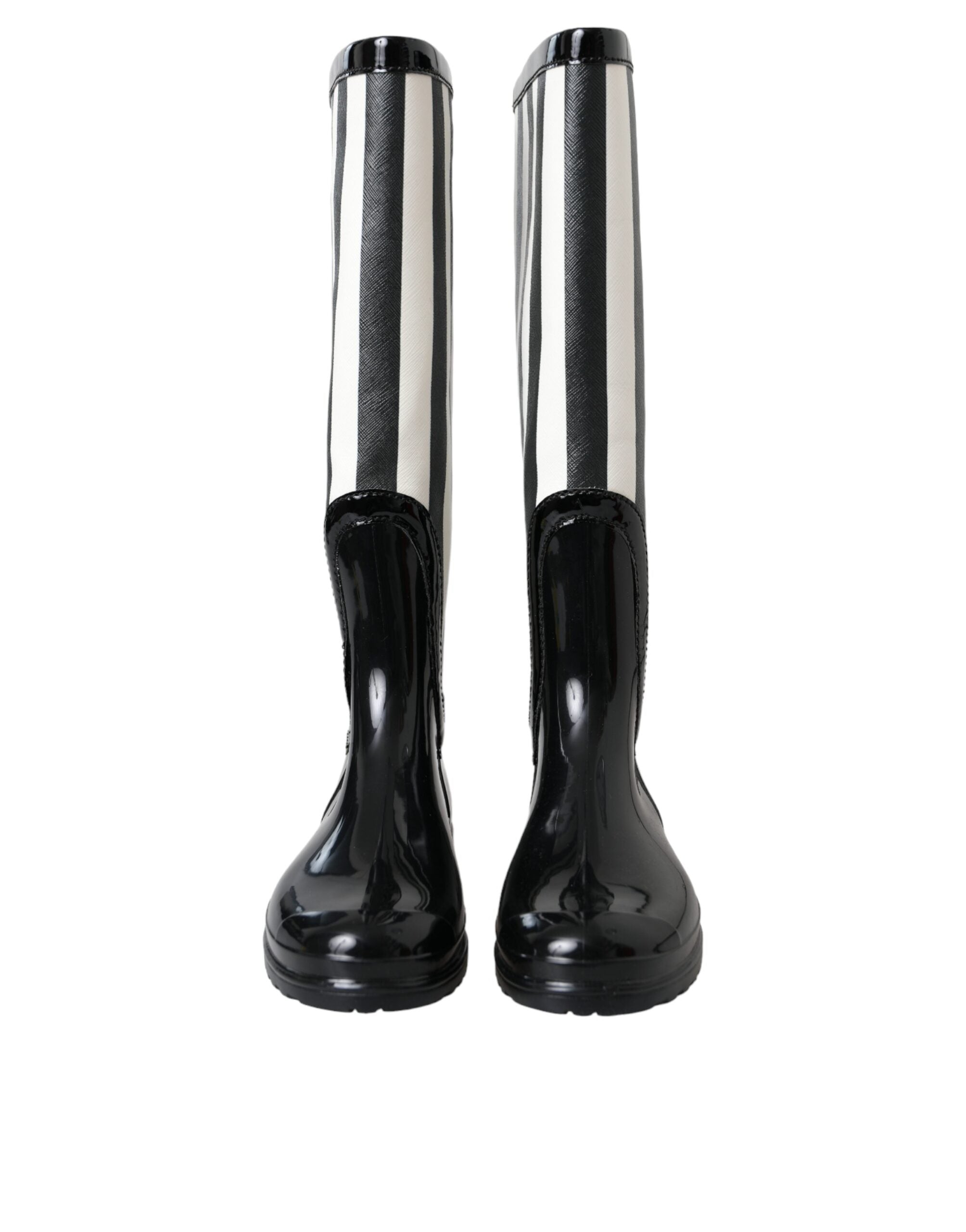 Bottes femmes en caoutchouc noir Dolce & Gabbana, hautes jusqu'aux genoux, chaussures plates élégantes et modernes.