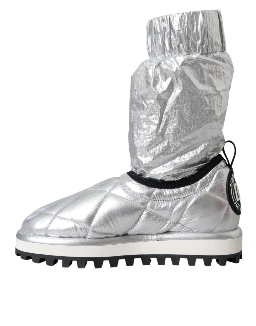 Bottes en métal argenté Dolce & Gabbana avec matelassage, logo brodé et design quilted élégante.