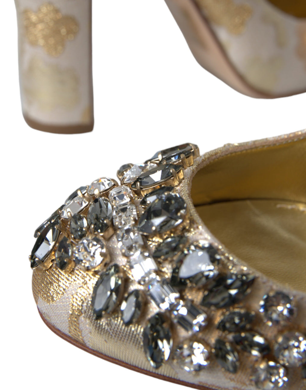 Chaussures Dolce & Gabbana Mary Janes en jacquard doré avec cristaux, style élégant et sophistiqué.