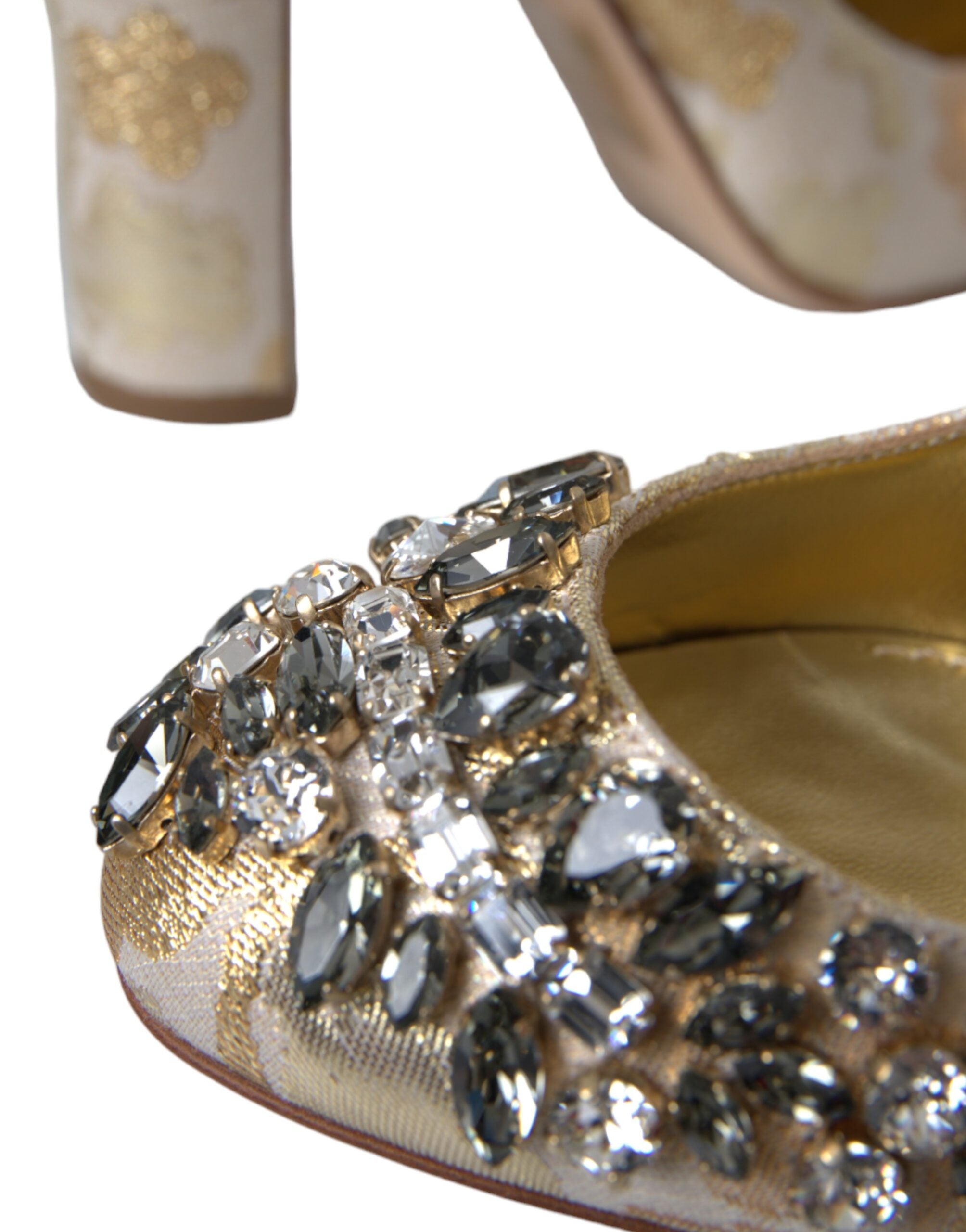Chaussures Dolce & Gabbana Mary Janes en jacquard doré avec cristaux, style élégant et sophistiqué.