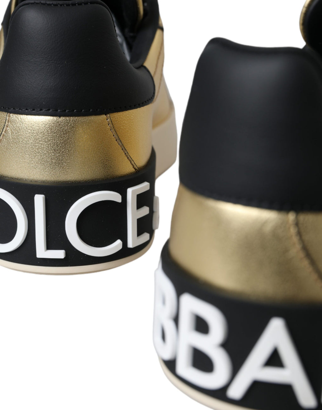 Chaussures Dolce & Gabbana Portofino en cuir de veau doré pour femmes, sneakers élégants et tendance.
