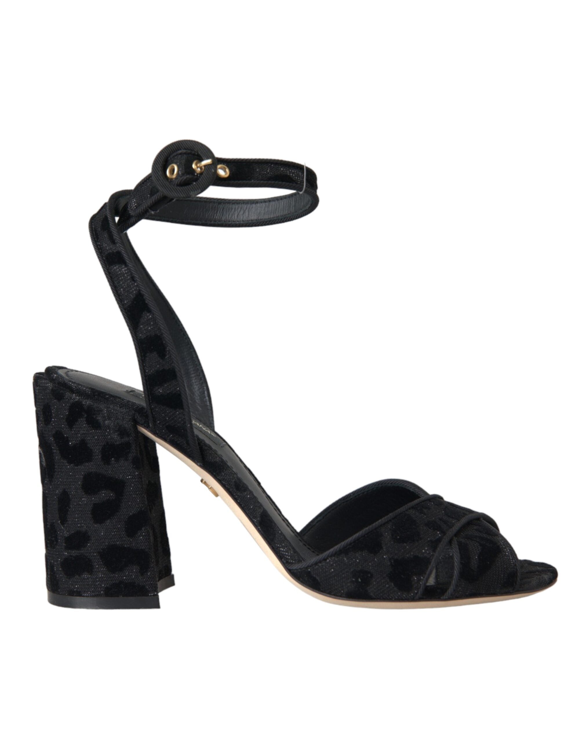 Sandales à talons en daim noir à motif léopard de Dolce & Gabbana, chaussures élégantes et sophistiquées.