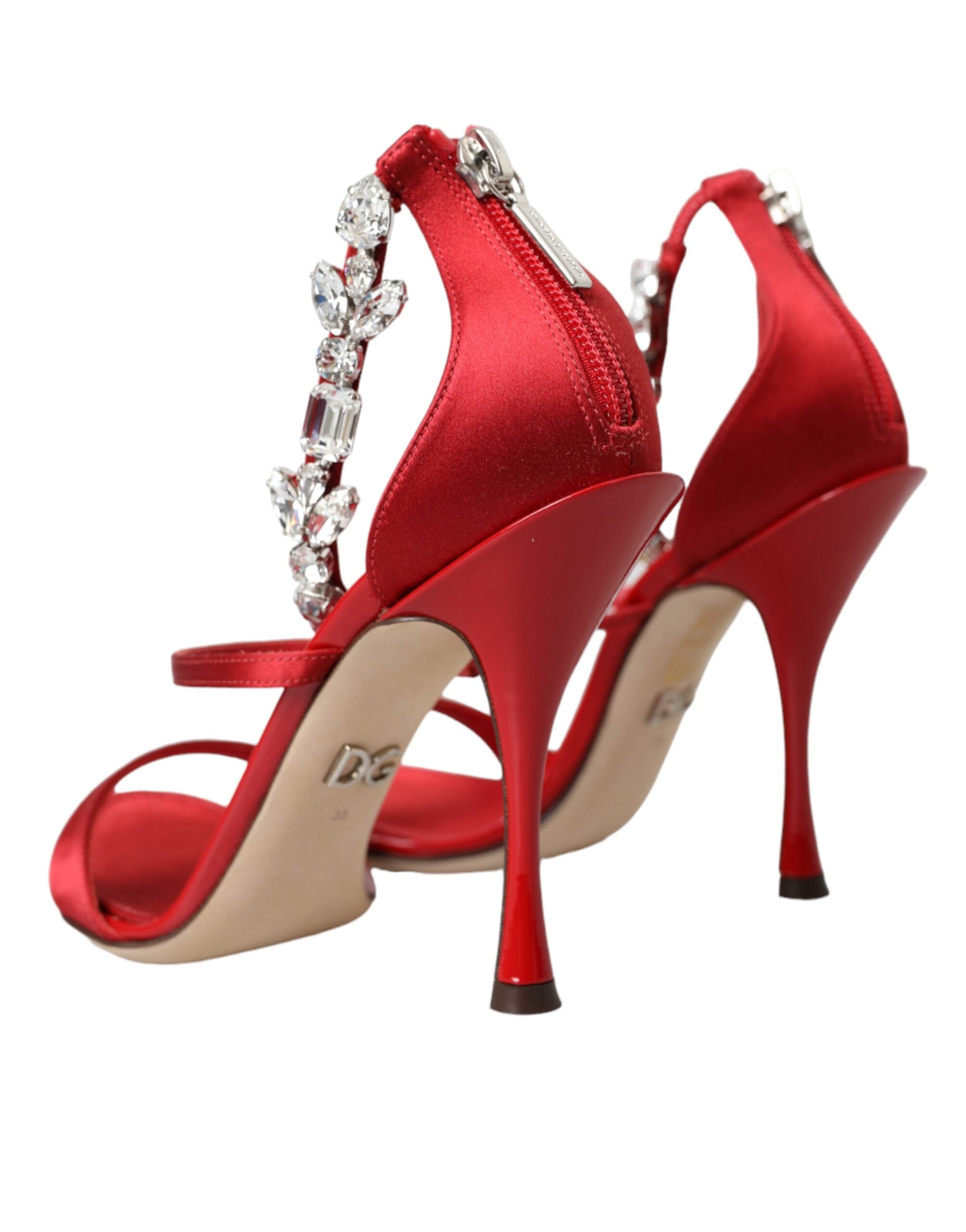 Sandales à talons rouges Dolce & Gabbana Keira en satin avec cristaux, chaussures élégantes pour femmes.