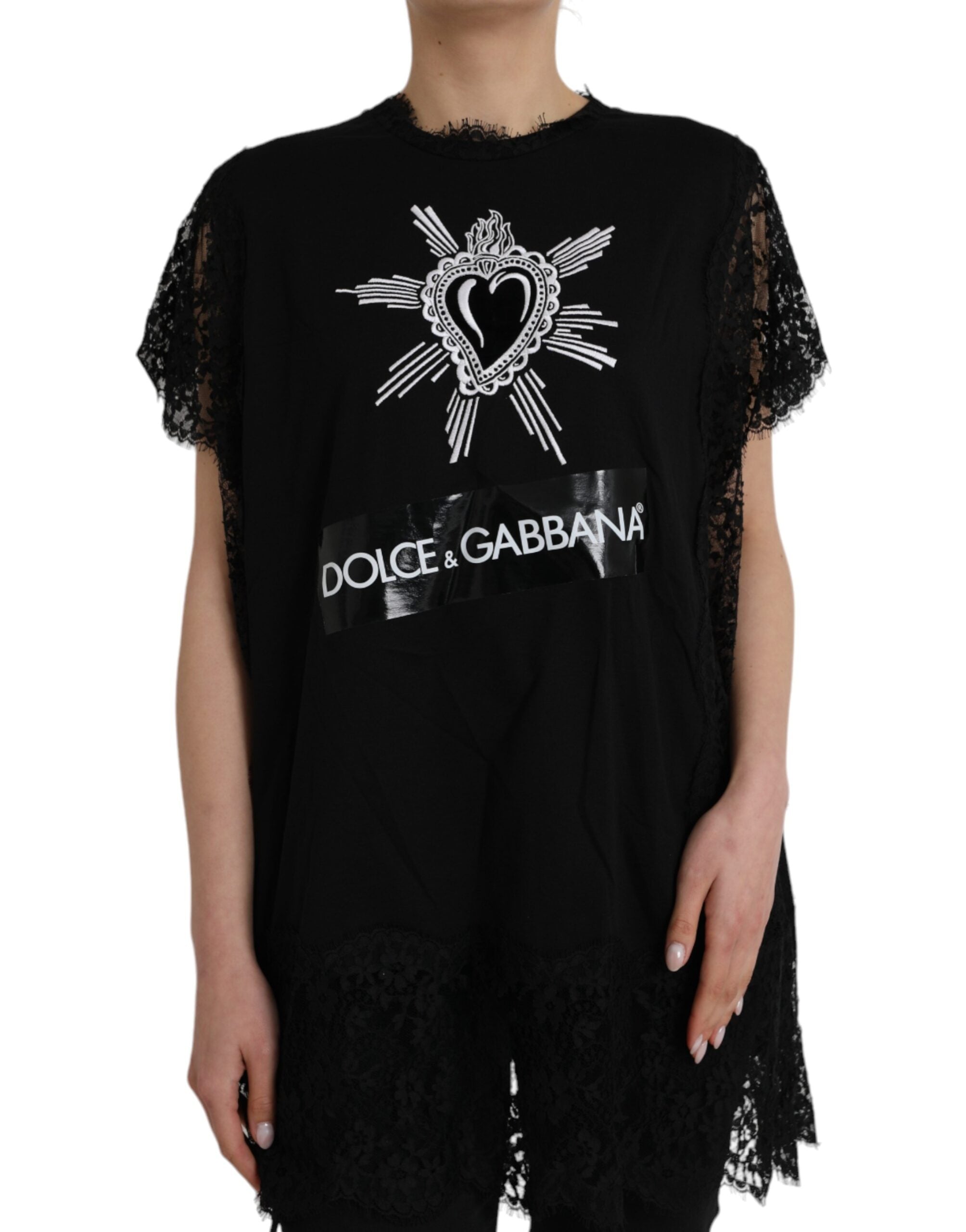 T-shirt en coton noir Dolce & Gabbana avec motif cœur sacré en dentelle, style élégant et graphique.