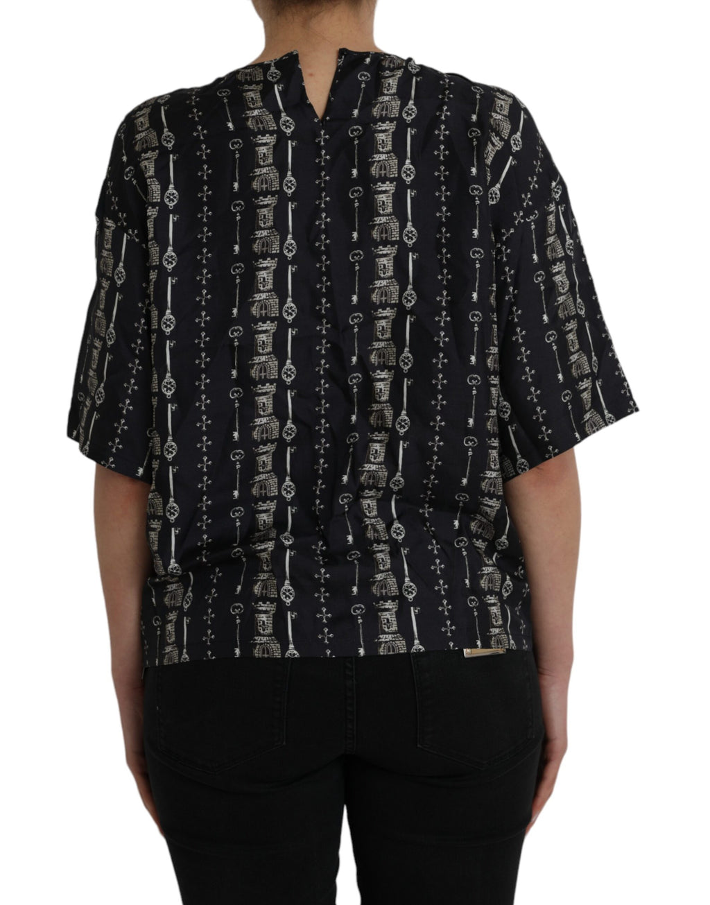 Chemise en soie noire Dolce & Gabbana avec motif clé et château, élégante blouse à imprimé sophistiqué.