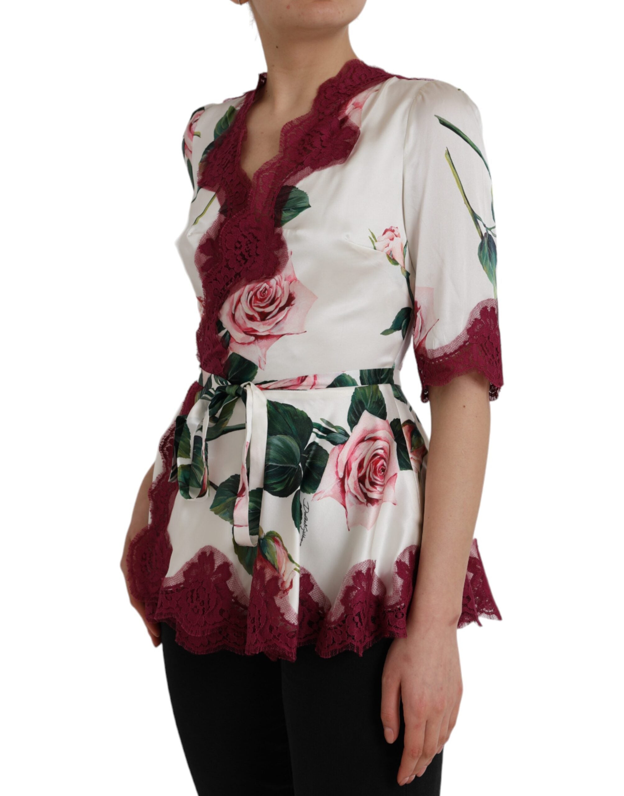 Haut en soie blanc à manches courtes avec broderie florale en dentelle, de la marque Dolce & Gabbana.