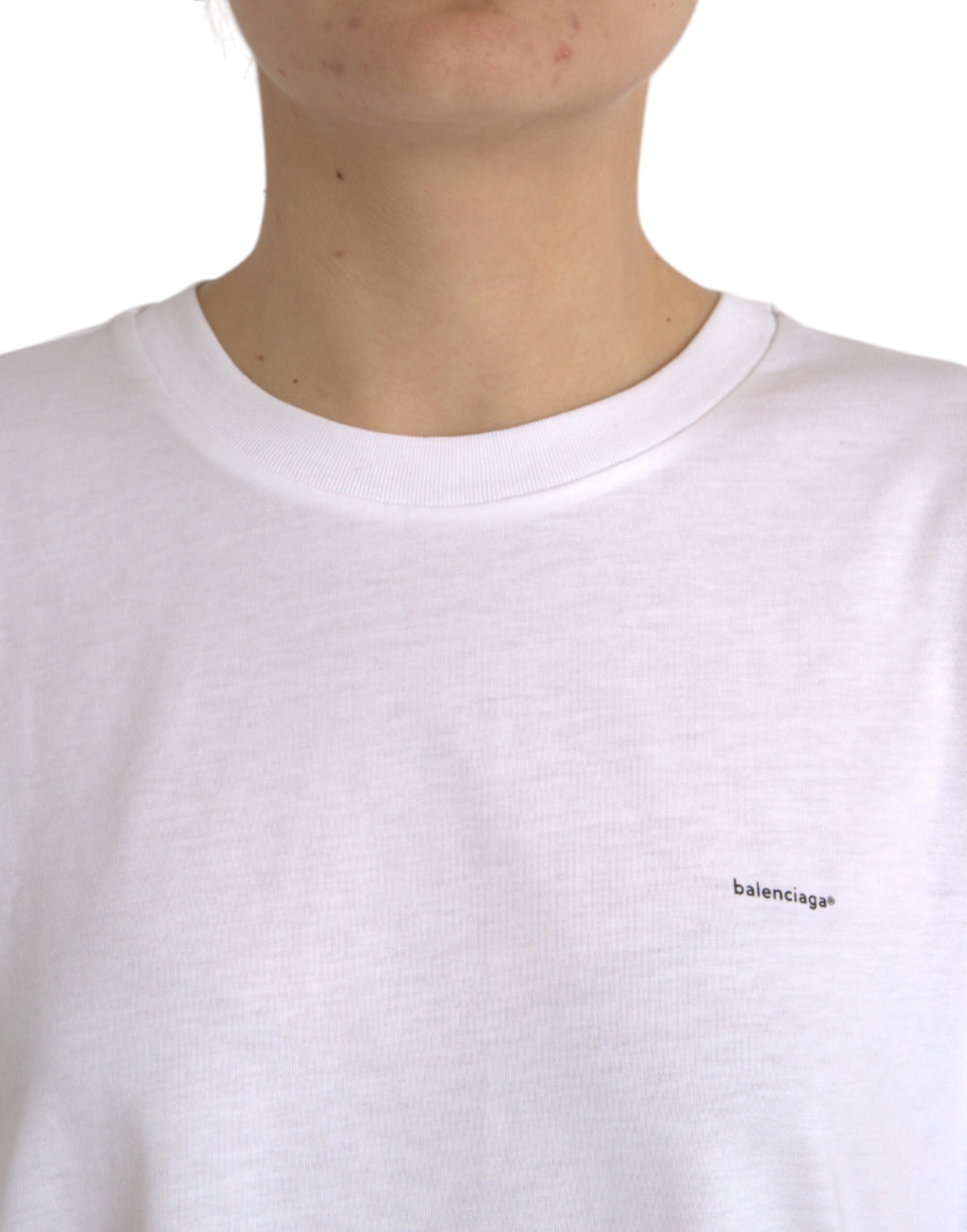 T-shirt blanc à manches courtes en coton de Balenciaga, col ras du cou, vue de face sur fond neutre.