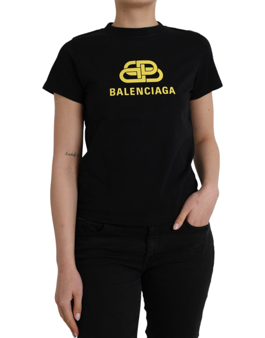 T-shirt noir Balenciaga en coton à manches courtes avec logo imprimé et col ras du cou, style décontracté et moderne.
