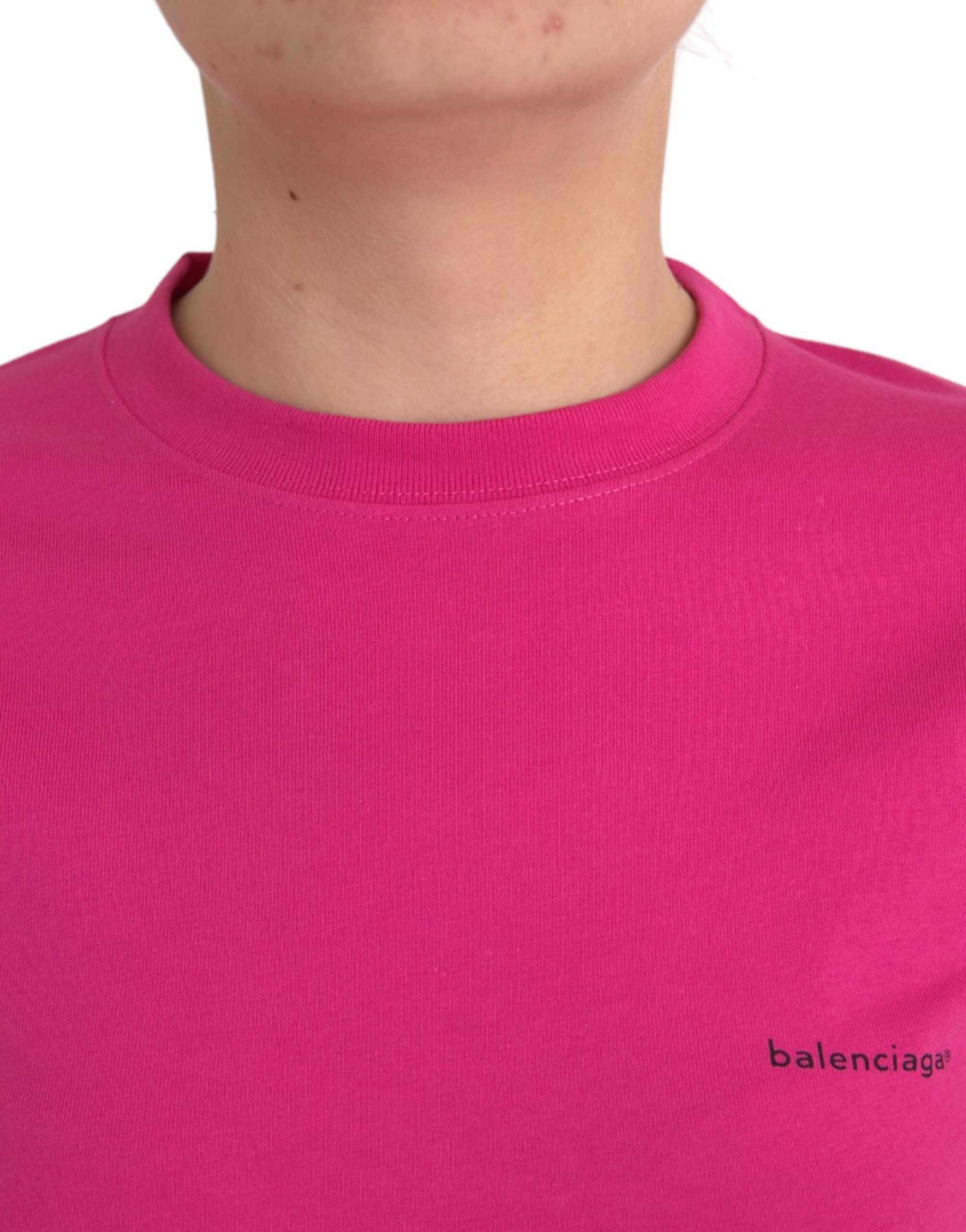 T-shirt rose en coton Balenciaga à manches courtes et col rond, mode décontractée et chic.