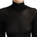 Pull en viscose noir Dolce & Gabbana à col roulé, style élégant, porté sur un mannequin.