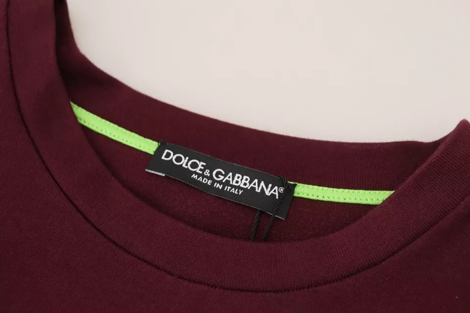 T-shirt en coton rond avec imprimé D&G Bordeaux de Dolce & Gabbana, détail du col rond et du logo imprimé noir.