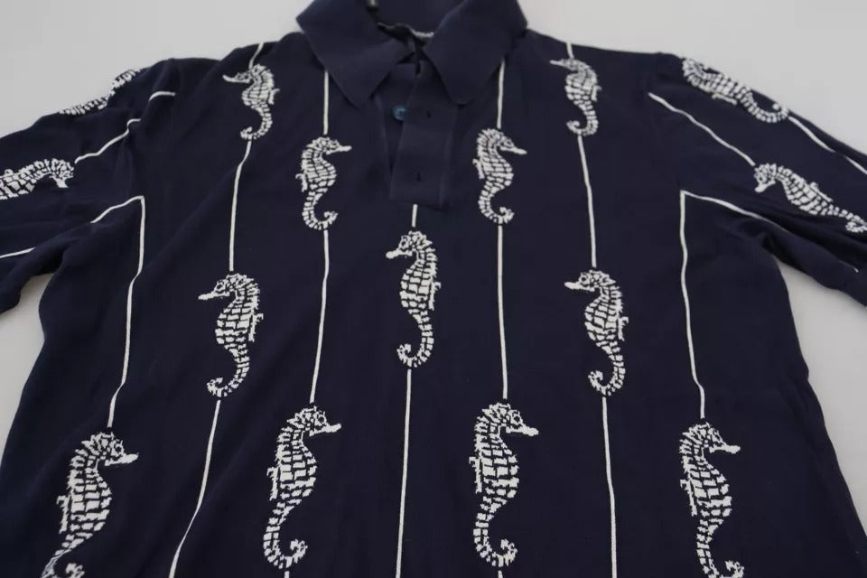 Polo Dolce & Gabbana bleu foncé avec motif de cheval marin, col classique, t-shirt en coton pour homme.