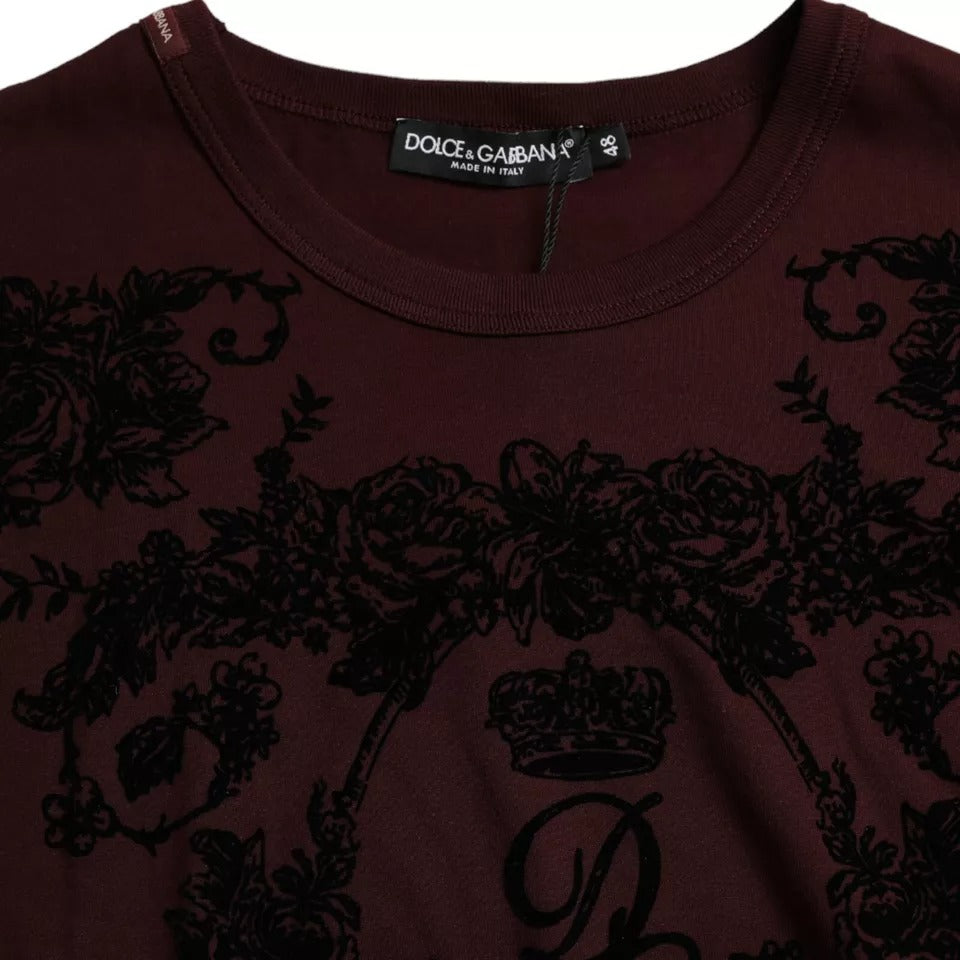 T-shirt homme Dolce & Gabbana orné d’un motif floral gris foncé, col rond, design élégant et contemporain.