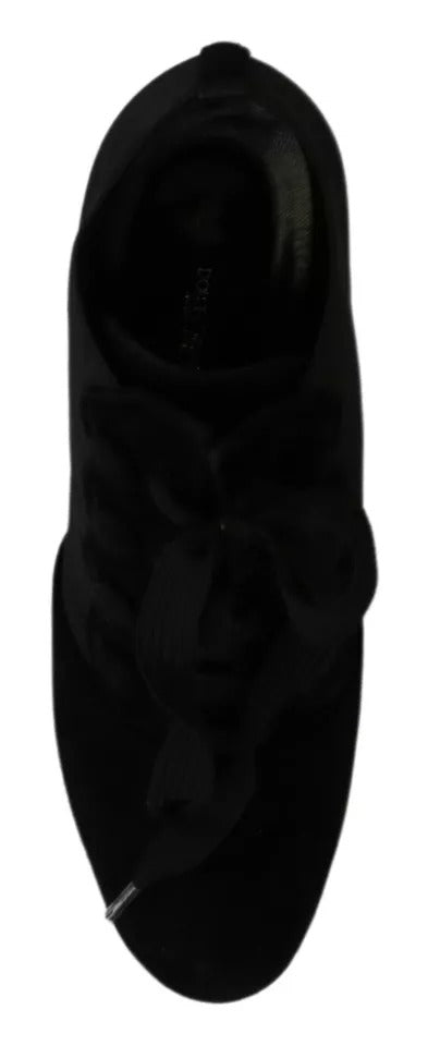 Bottines noires en daim extensible de Dolce & Gabbana, chaussures ankle boots élégantes et modernes.