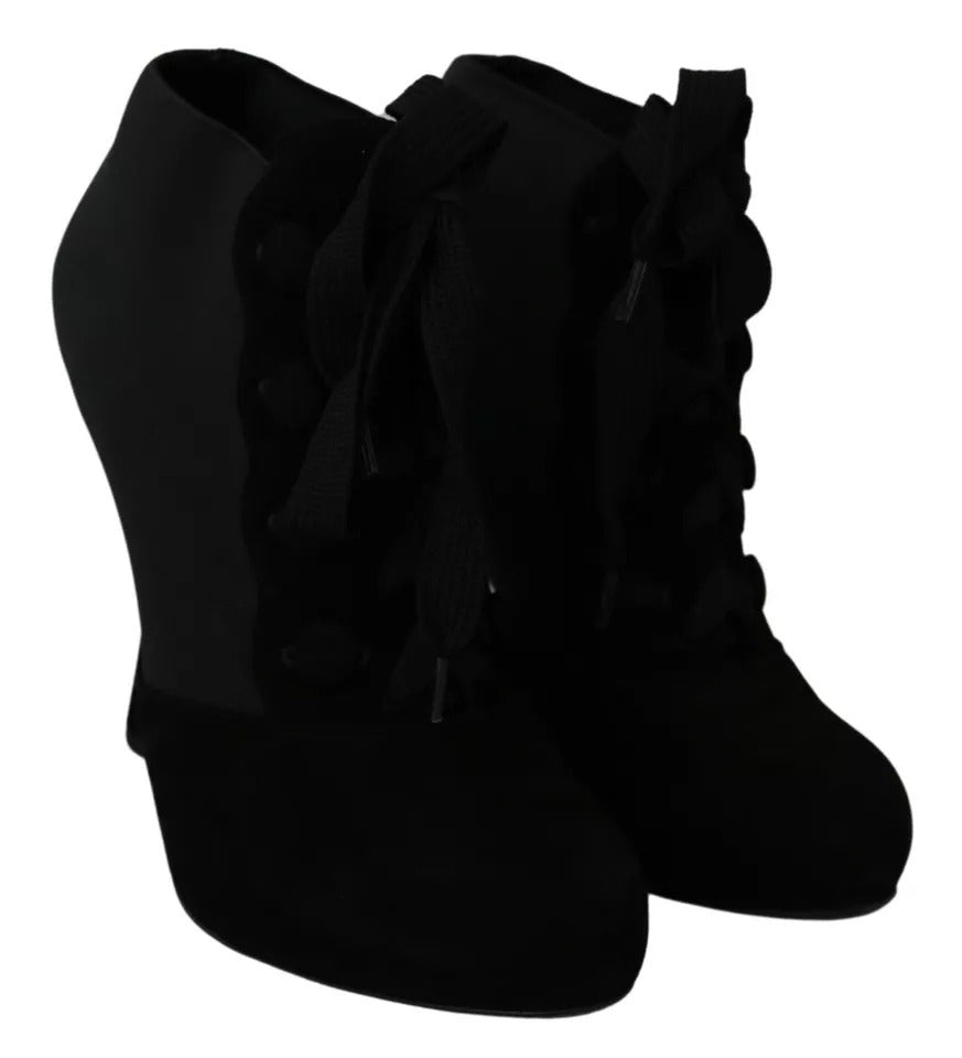 Bottines en daim noir Dolce & Gabbana, coupe ajustée à la cheville, chaussures élégantes pour femmes.