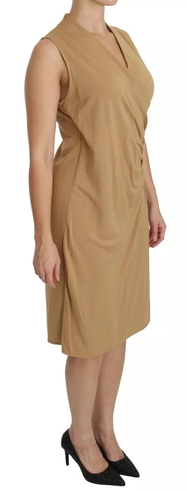 Robe courte en viscose marron Ralph Lauren, décolleté en V, style shift, longueur au genou, vêtement élégant pour femmes.