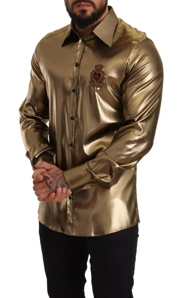 Chemise en soie Dolce & Gabbana or métallisé avec broderie couronne, style élégant et luxueux.