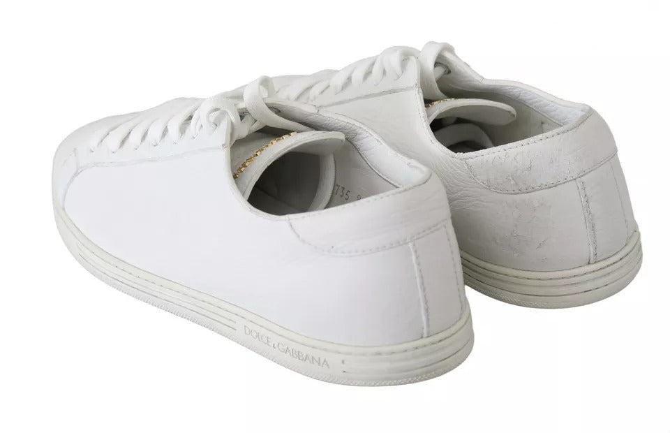 Chaussures homme Dolce & Gabbana Saint Tropez en dentelle blanche avec lacets, vue de face.