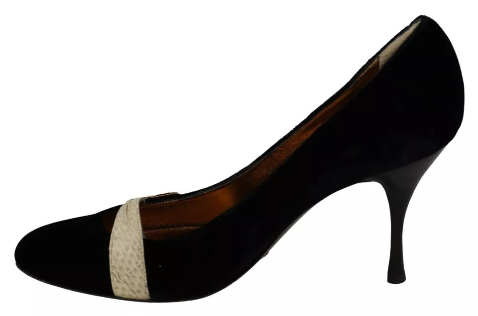 Chaussures à talons Dolce & Gabbana en velours noir, escarpins élégants pour femme, visibles en gros plan.