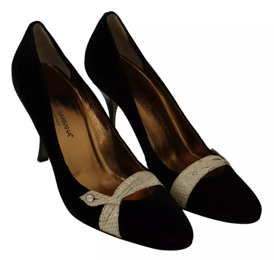 Chaussures à talons hauts en velours noir Dolce & Gabbana Ayers, élégantes et sophistiquées, vues de face.