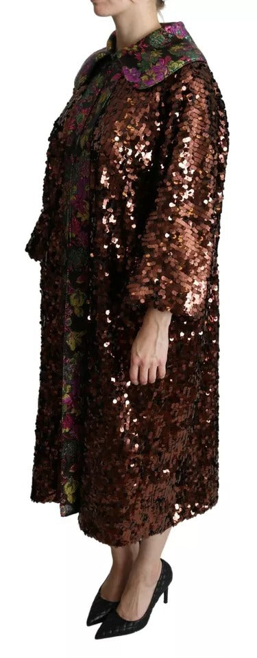 Manteau long multicolore en sequins et jacquard de Dolce & Gabbana, veste élégante avec motif brillant et sophistiqué.