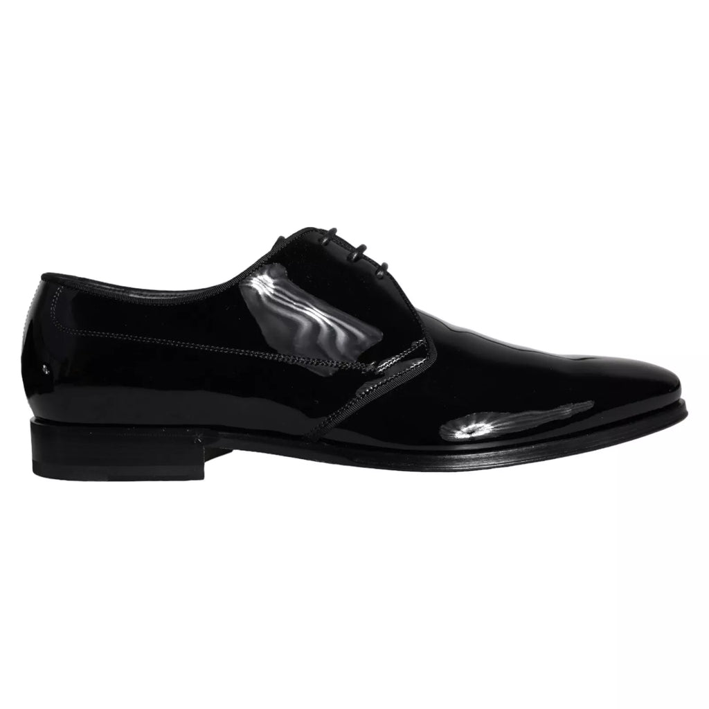 Chaussures derby en cuir de veau noir de Dolce & Gabbana pour homme, élégantes et sophistiquées.