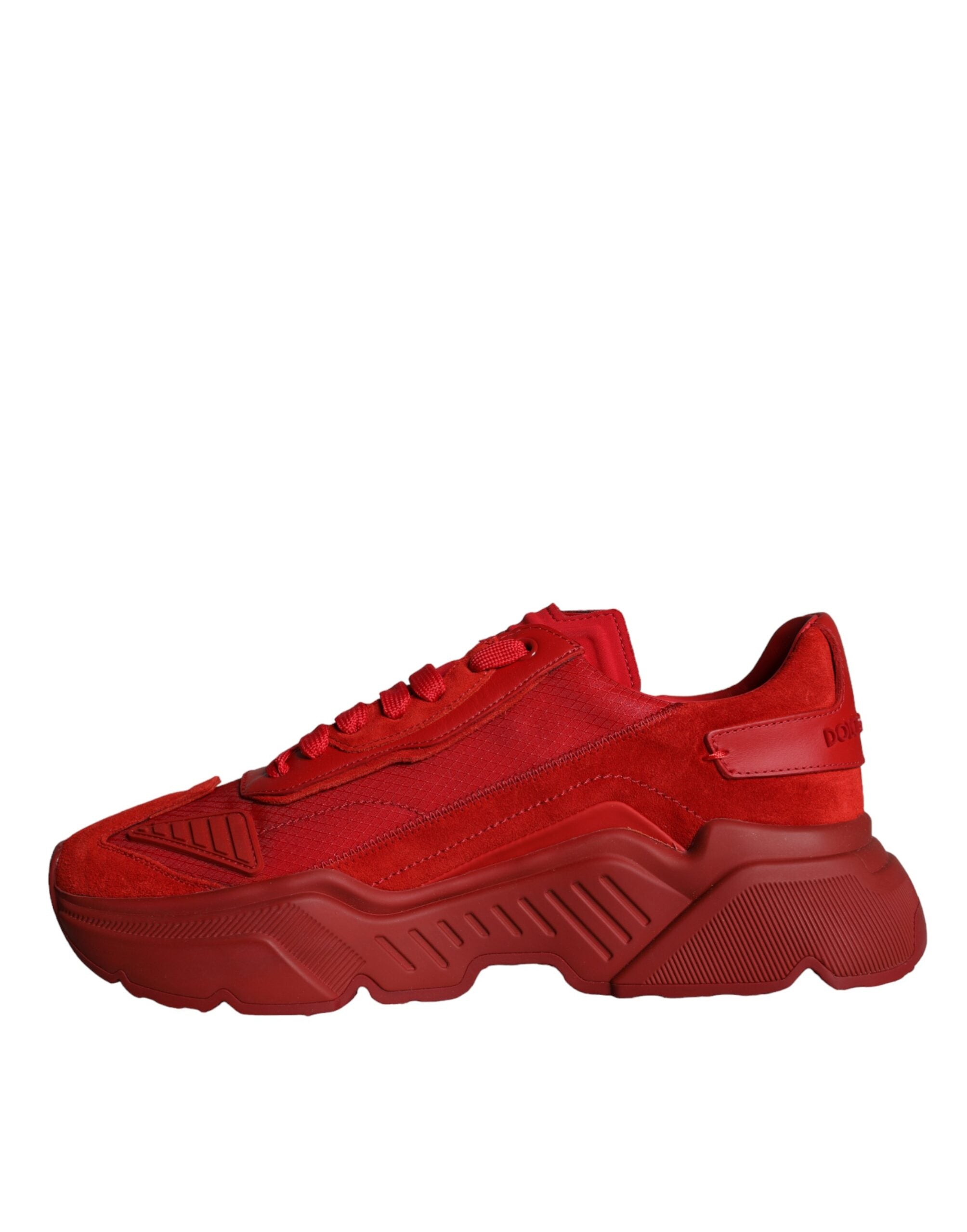 Chaussures basses en cuir rouge Dolce & Gabbana Daymaster, sneakers élégants pour homme, vue de face.